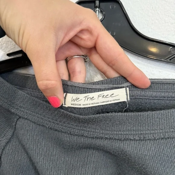 Free People We The Free Snowy Thermal Long Sleeve Grey Women’s Size Medium - Picture 5 of 5